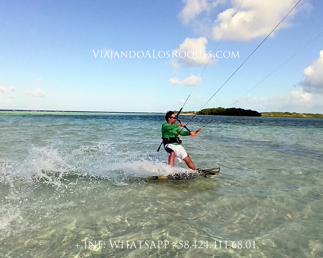 El-viento-en-cayo-carenero-los-roques-es-ideal-para-practicar-kitesurfing